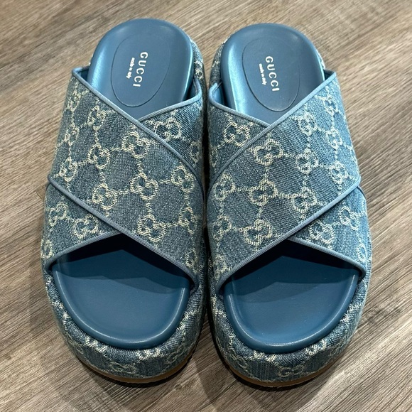 Gucci GG Logo Blue Jean Platform Slide Sandals - Picture 5 of 13
